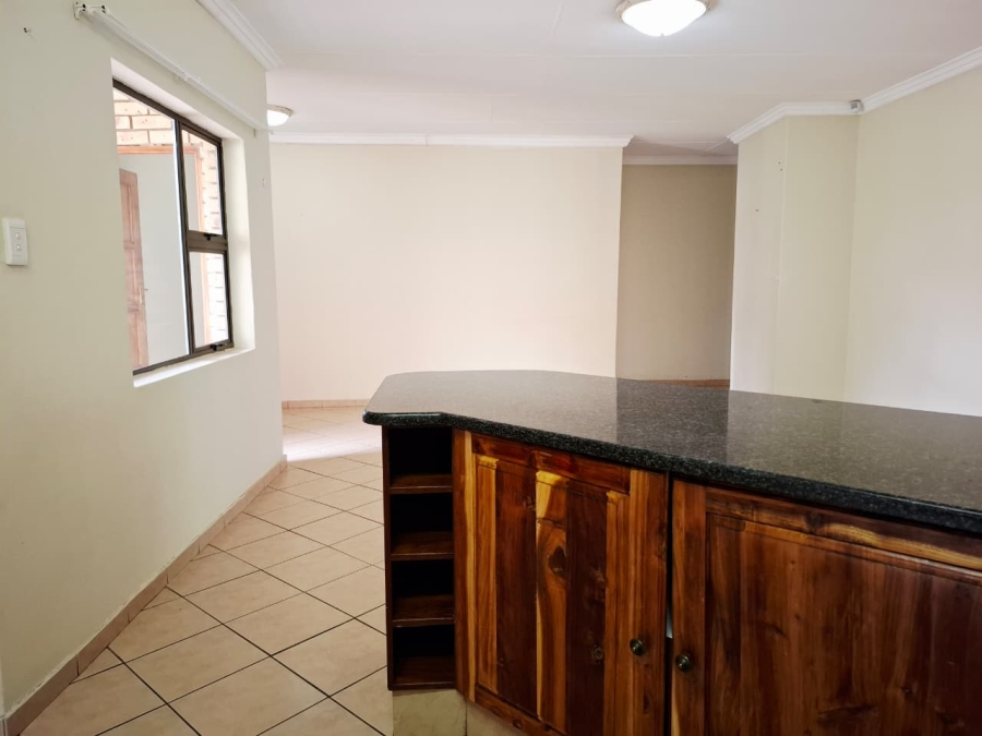 To Let 3 Bedroom Property for Rent in Universitas Free State